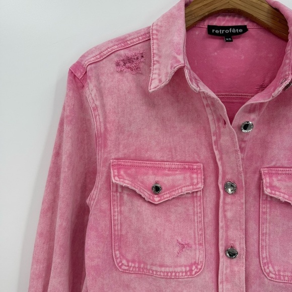 Retrofete Doreen Denim Button Down Shirt with Raw Hem in Vintage Pink Size XS - Picture 4 of 11